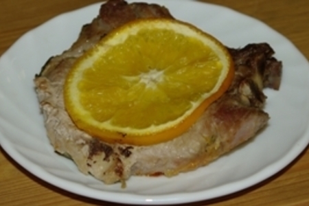 Фото к рецепту: Свинина с шалфеем и апельсинами