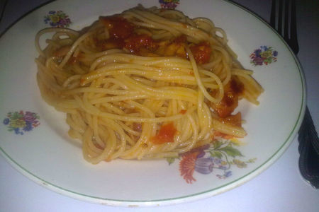 Фото к рецепту: Спагетти "аррабьята"