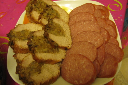 Фото к рецепту: Свинина с сыром и грибами
