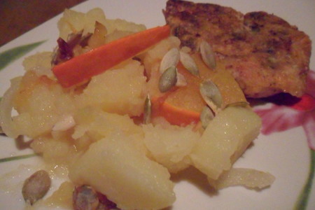 Фото к рецепту: Тёплый картофельно-тыквенный салат