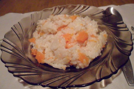 Фото к рецепту: Каша рисовая с тыквой