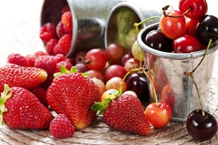 Полезные свойства летних ягод