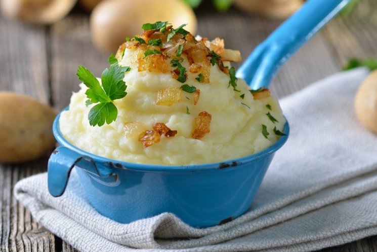 «Крошка-картошка»: интересные и самые вкусные добавления в картошку-пюре