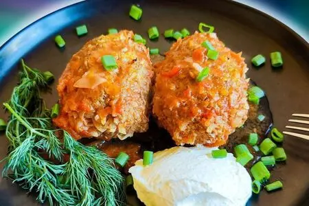 Ленивые голубцы с капустой, фаршем и рисом: готовим легко, просто и очень вкусно на сковороде, в кастрюле, в духовке