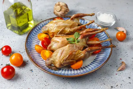 Как приготовить кролика вкусно и просто: 5 рецептов для праздничного стола и на каждый день