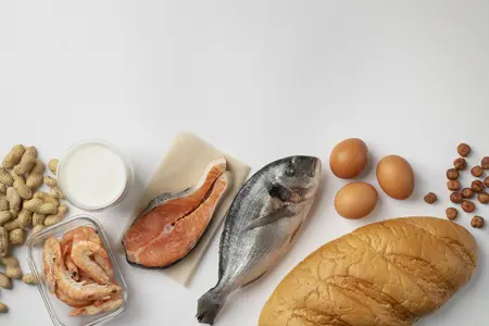 Белки и жиры: что это,  польза, вред животных и растительных, польза, вред, в каких продуктах содержатся
