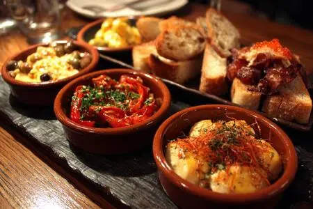 Испанские tapas покоряют Москву своими ароматами