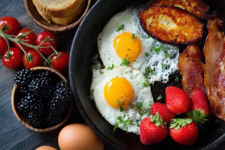 Что приготовить на завтрак быстро и вкусно: Идеи для идеального начала дня