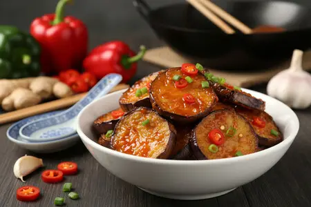 Баклажаны в кисло-сладком соусе по-китайски - пошаговый рецепт