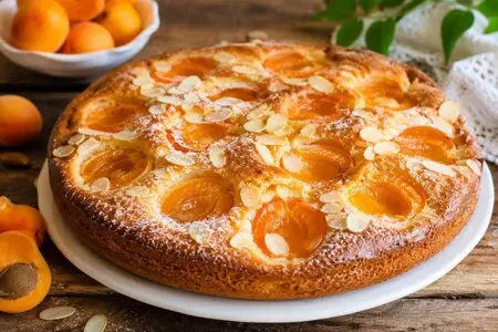 7 лучших рецептов потрясающе вкусных пирогов с абрикосами к чаю