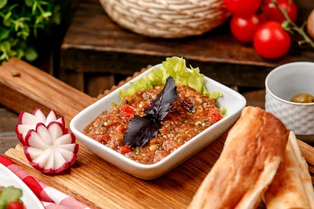 Икра не только чёрная и красная: вкусные альтернативы, которые вас удивят