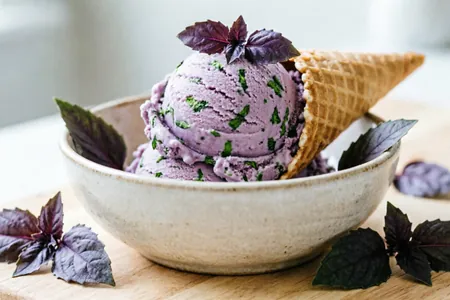Мороженое из необычных продуктов и вкусов: десерт, который удивляет с первой ложки
