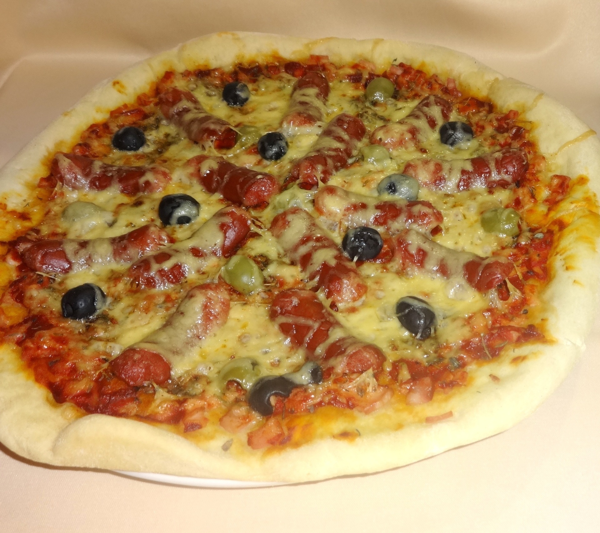 пицца в духовке с колбасой и сыром с готовым тестом фото 111