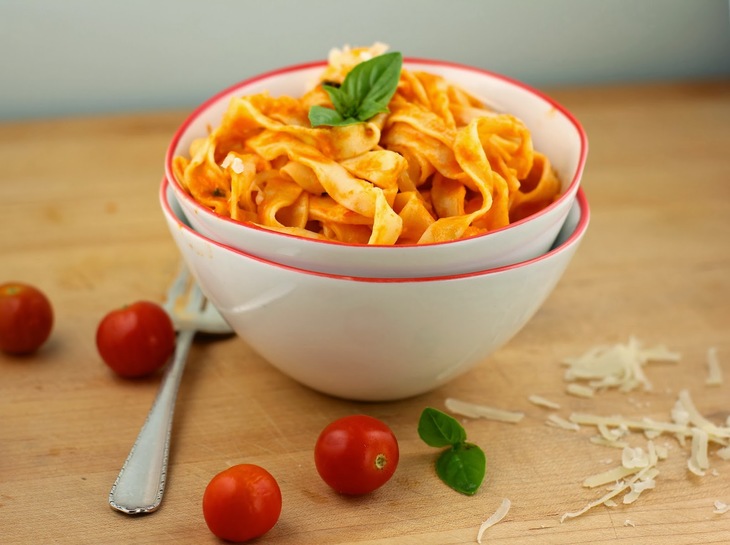 spaghetti-with-fresh-tomatoes