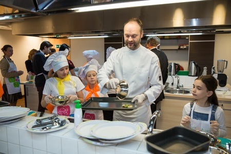 Кулинарный онлайн-лагерь «Нестле» возвращается – теперь в Food–лаборатории