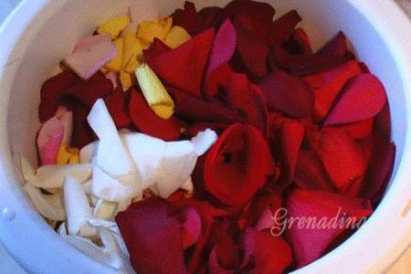 Варенье из лепестков роз: шаг 1