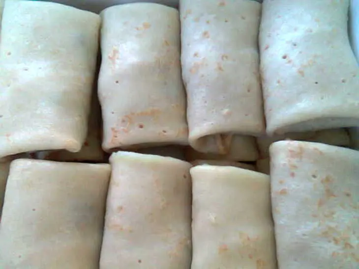 Блинчики с  мясом и орешками: шаг 7