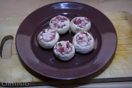 Фаршированные шампиньоны: шаг 5