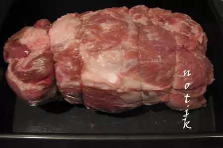 Рулет из свинины с яблоками и черносливом: шаг 4