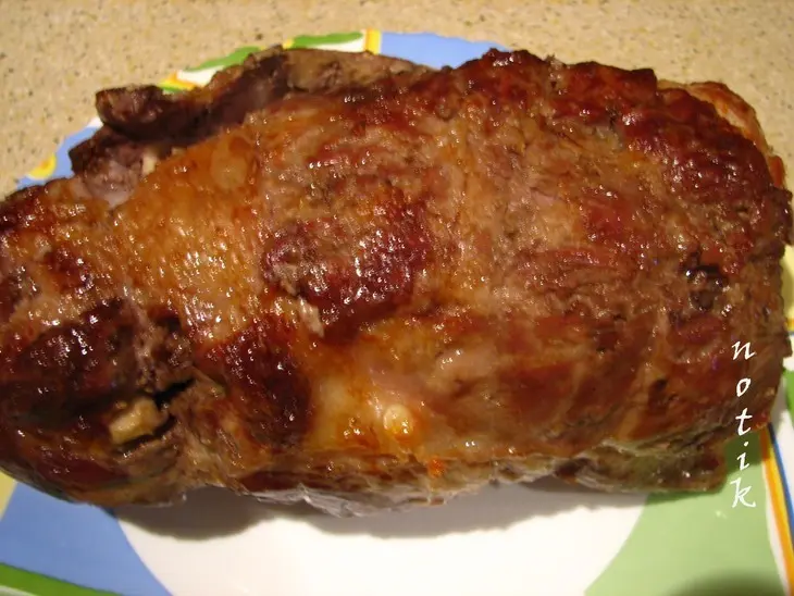 Рулет из свинины с яблоками и черносливом: шаг 5