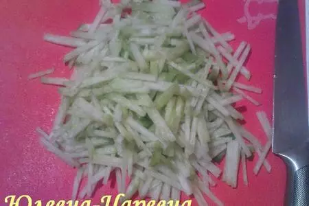 Салат с редькой: шаг 2