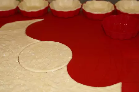 Творожные корзиночки с сырным кремом и грушей: шаг 1