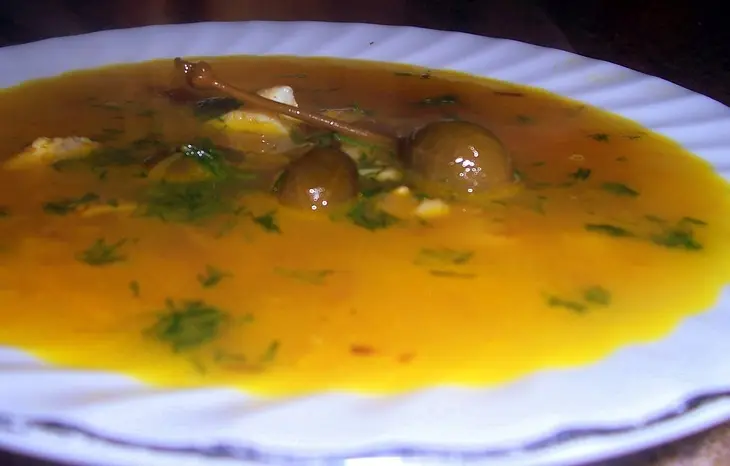Рассольник  рыбный без картошки: шаг 1