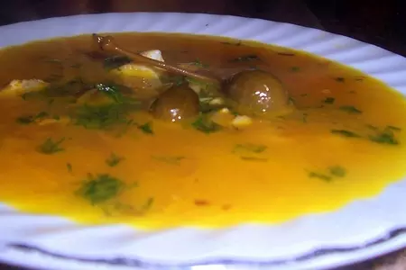 Рассольник  рыбный без картошки: шаг 1