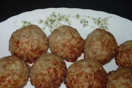 Рисовые фрикадели с тушёной капустой.: шаг 1