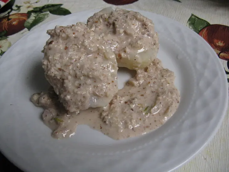 Ореховый соус к картошке в мундирах: шаг 1