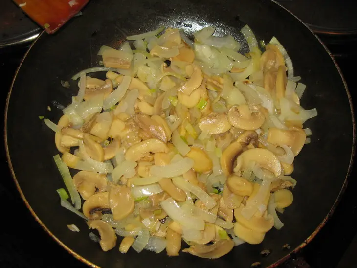 Салат нежный и сытный: шаг 1