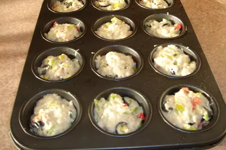 Маффины  постные с паприкой и маслинами: шаг 3