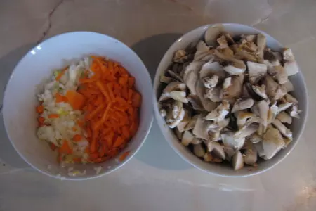 Курочка в тесте ням: шаг 2