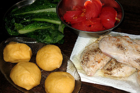 Куриные грудки в тесте,с мангольдом и помидорами: шаг 2