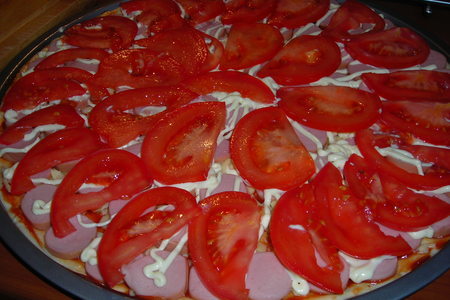 Пицца (сыр,помидоры,сосиски ): шаг 5