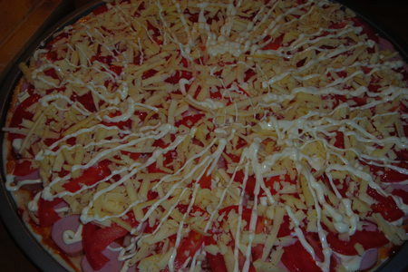Пицца (сыр,помидоры,сосиски ): шаг 7
