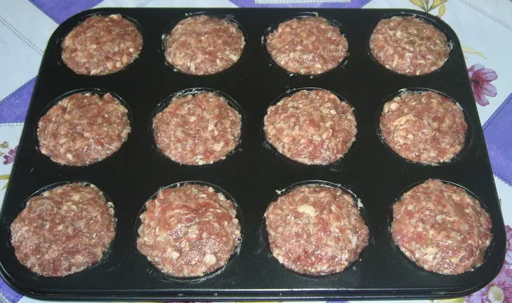 Маффины мясные.... аналог котлет по-киевски...: шаг 3
