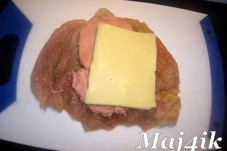 Рулетики из куриной грудки с необычной начинкой "туз в рукаве": шаг 4