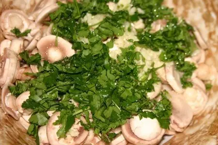 Закусочка с грибочечками: шаг 3
