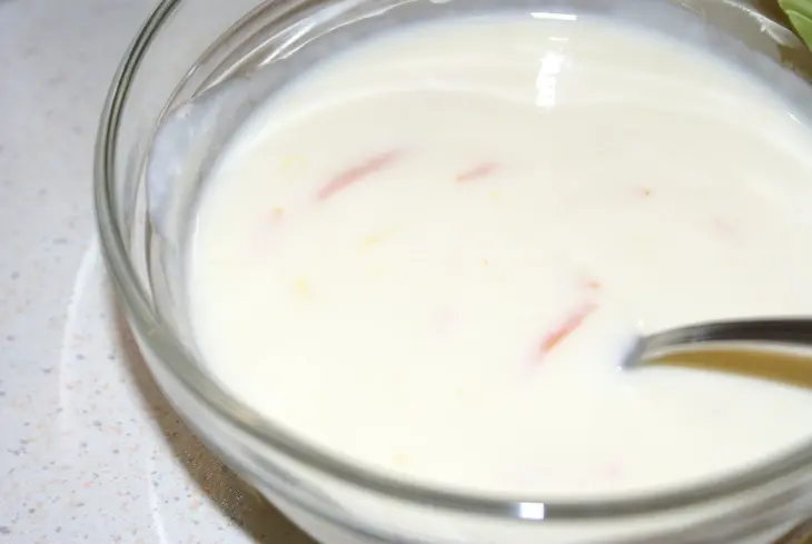 Салат из индейки с курагой и йогуртом: шаг 2
