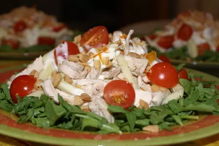 Салат из индейки с курагой и йогуртом: шаг 4