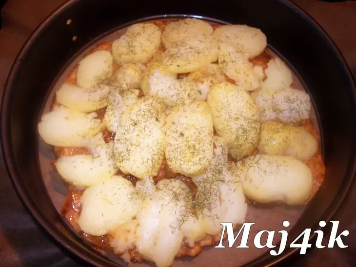 Вкуснейшее мяско под жюльеново-овощной  подушкой, да под хрустящей корочкой из теста: шаг 8