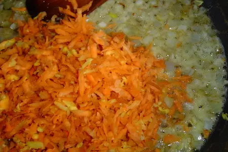 Постный картофельный рулет с грибами и овощами: шаг 1