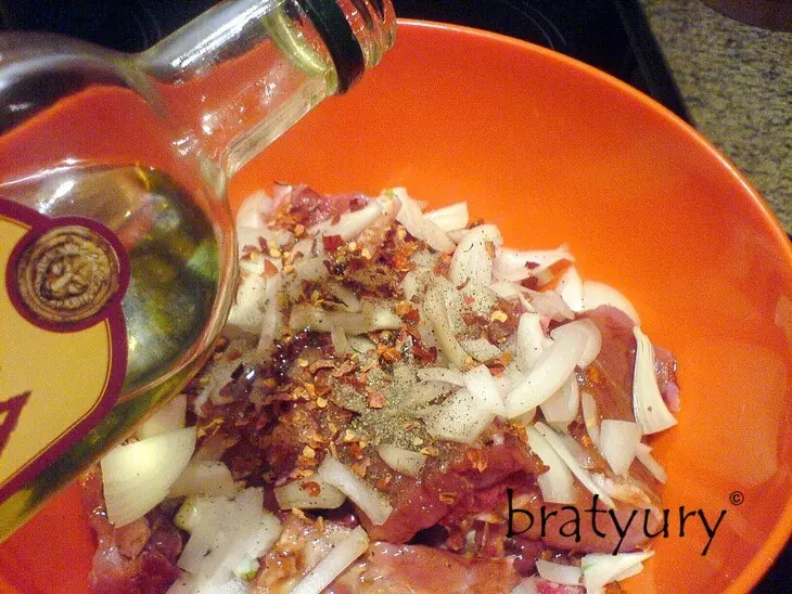 Рагу свиное, тушёное в пакете: шаг 3