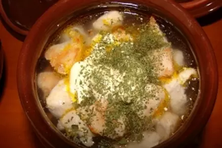 Курочка и гречка, приготовленные в горшочке: шаг 4