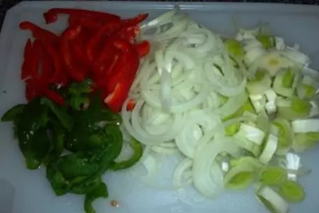 Тунец с овощами " cataplana de atum": шаг 2