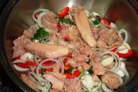 Тунец с овощами " cataplana de atum": шаг 3