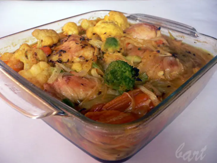 Куриные окорочка в остром арахисовом соусе с брокколи.: шаг 4