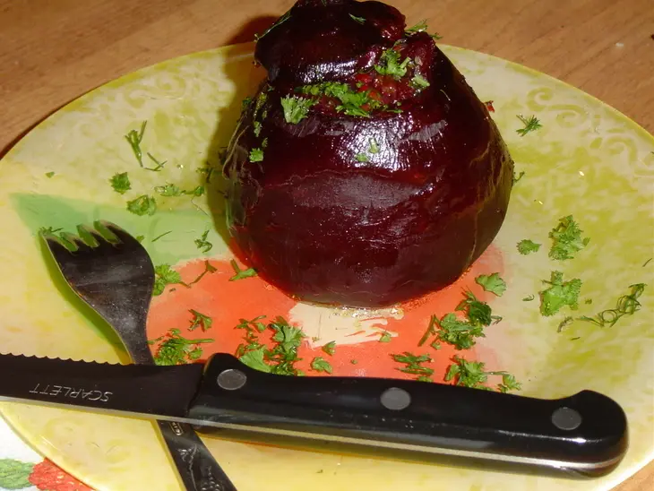 Свекла, фаршированная рисом и овощами: шаг 8