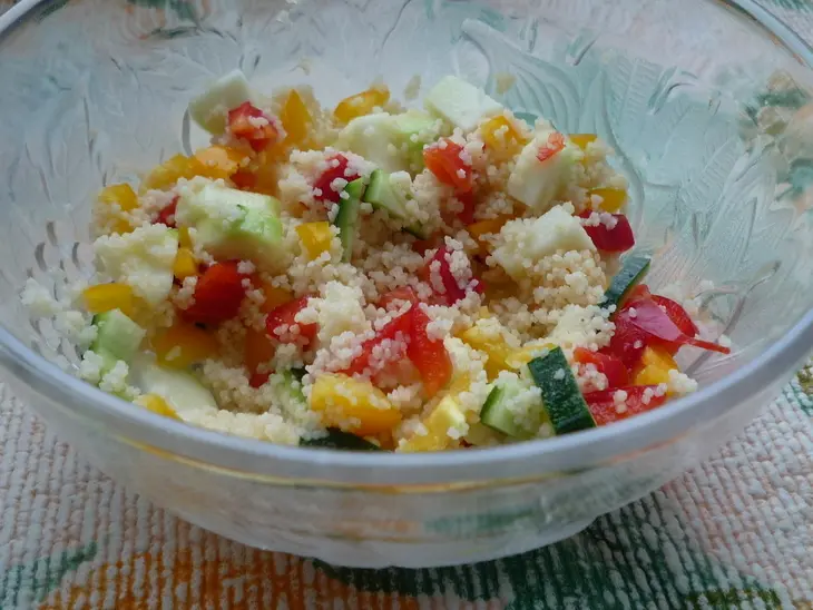 Курица фаршированная кус-кусом и овощами: шаг 2